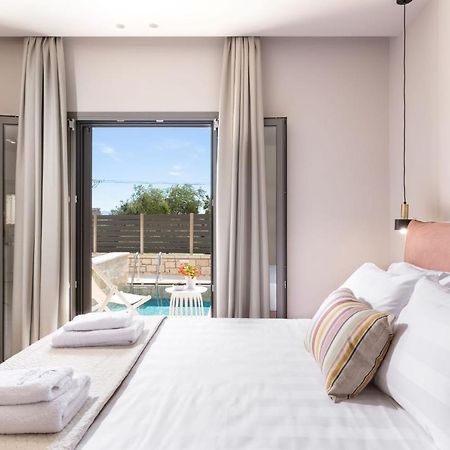 Onore Luxury Suites Kato Korakiana Exterior photo