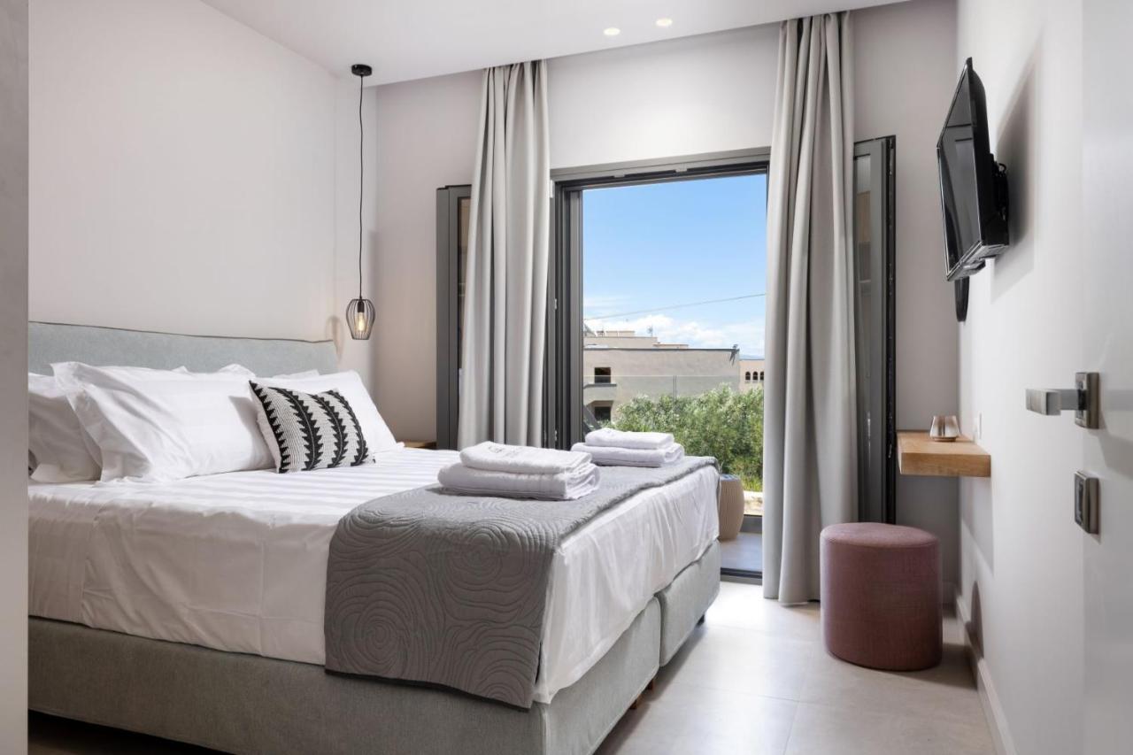 Onore Luxury Suites Kato Korakiana Exterior photo