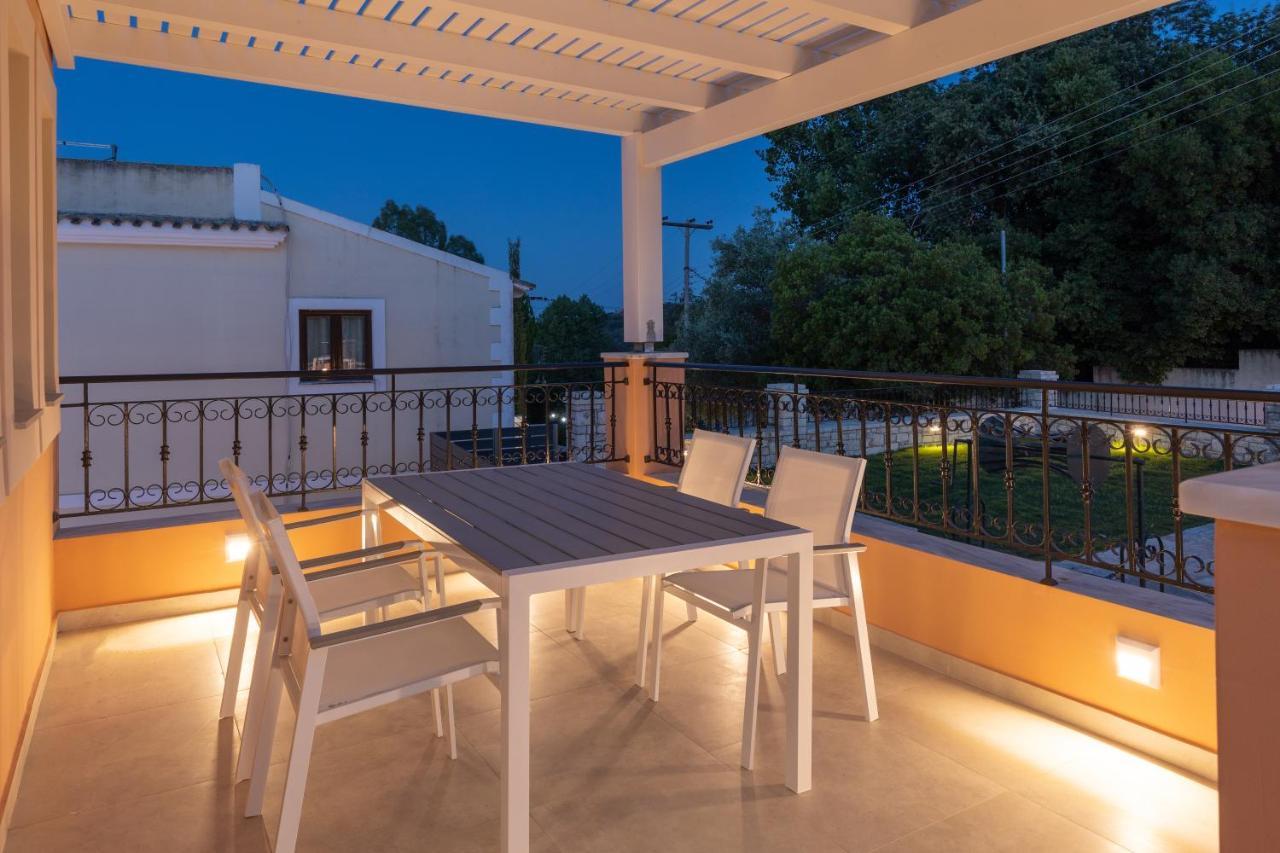 Onore Luxury Suites Kato Korakiana Exterior photo