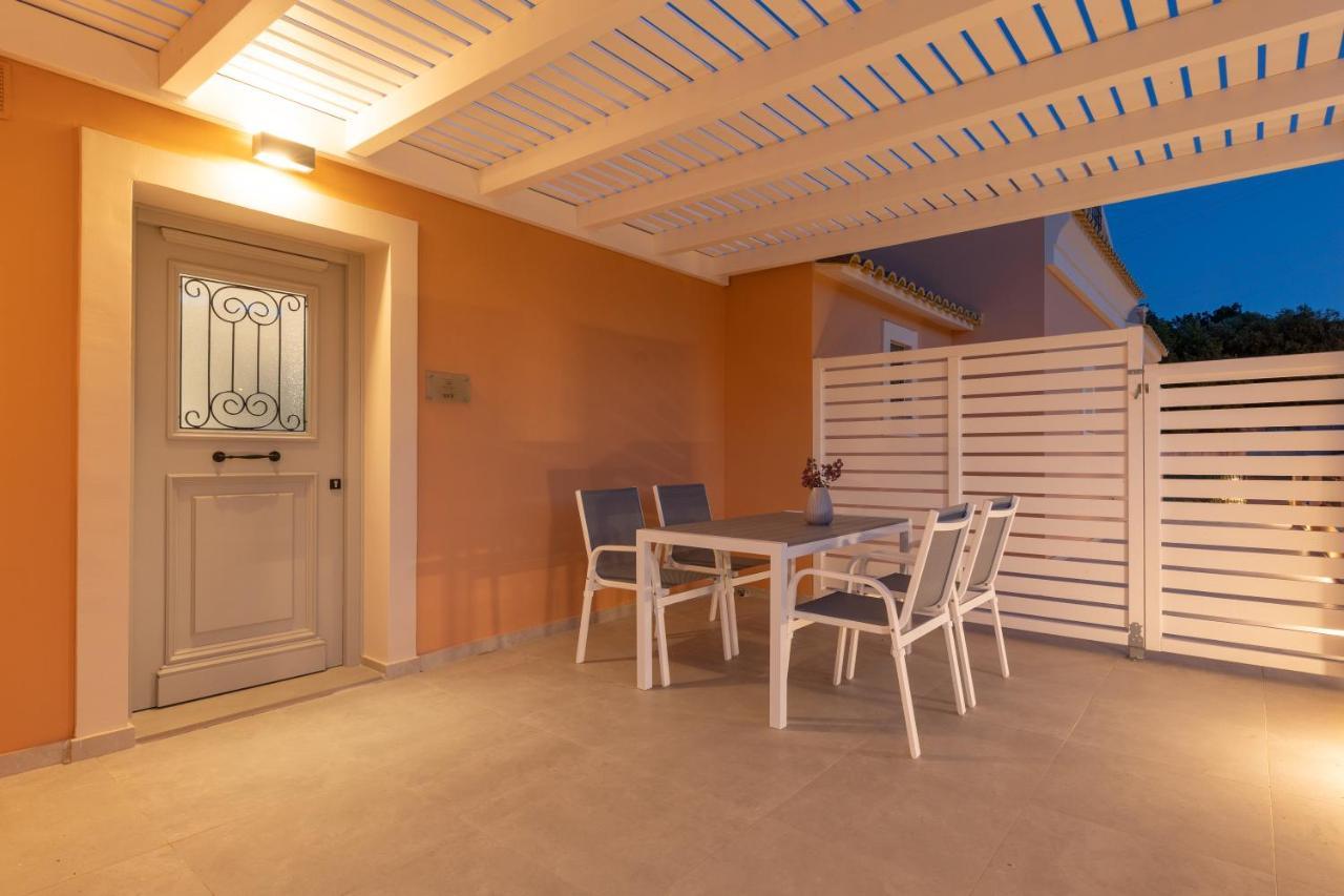 Onore Luxury Suites Kato Korakiana Exterior photo