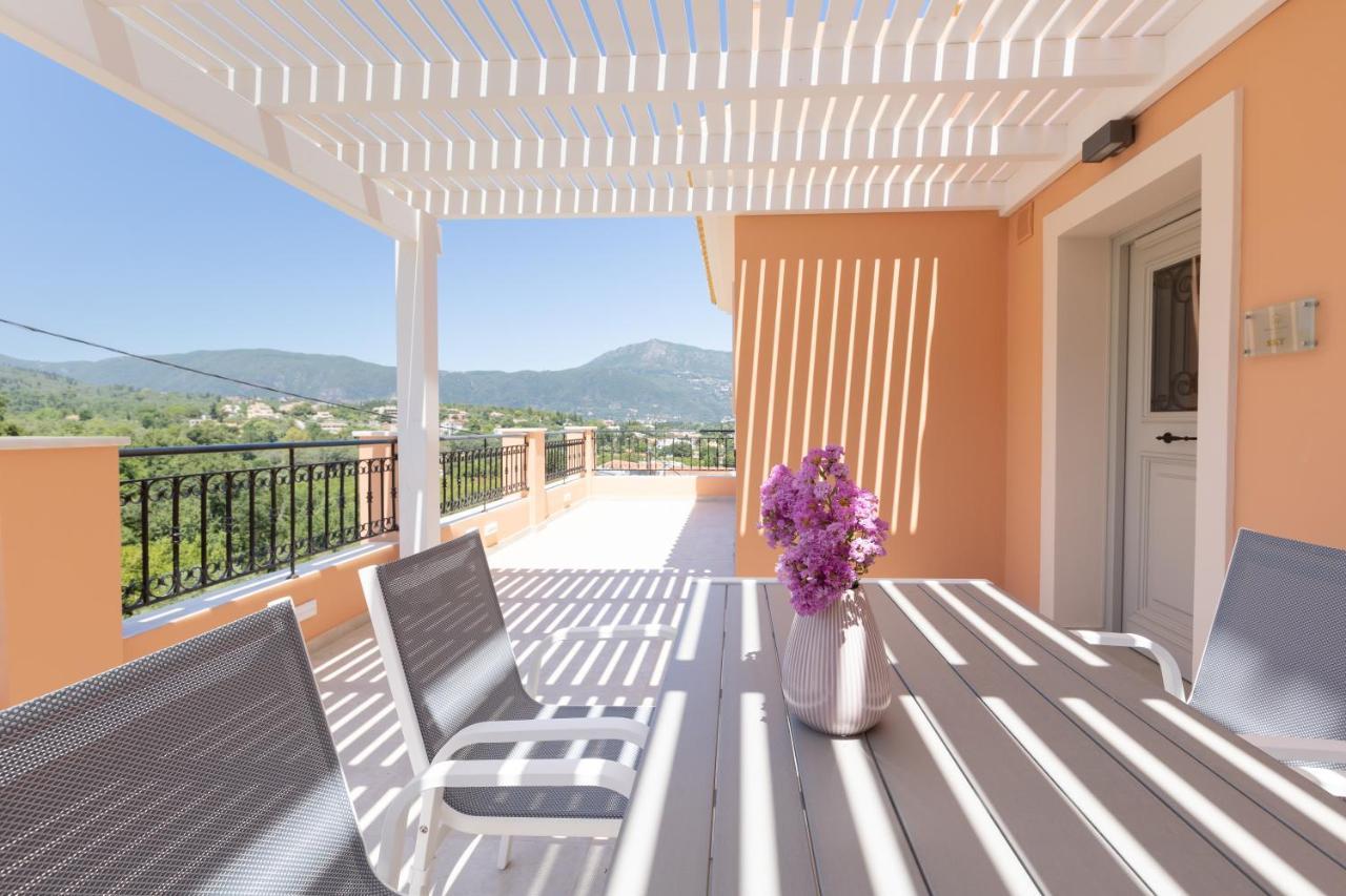 Onore Luxury Suites Kato Korakiana Exterior photo